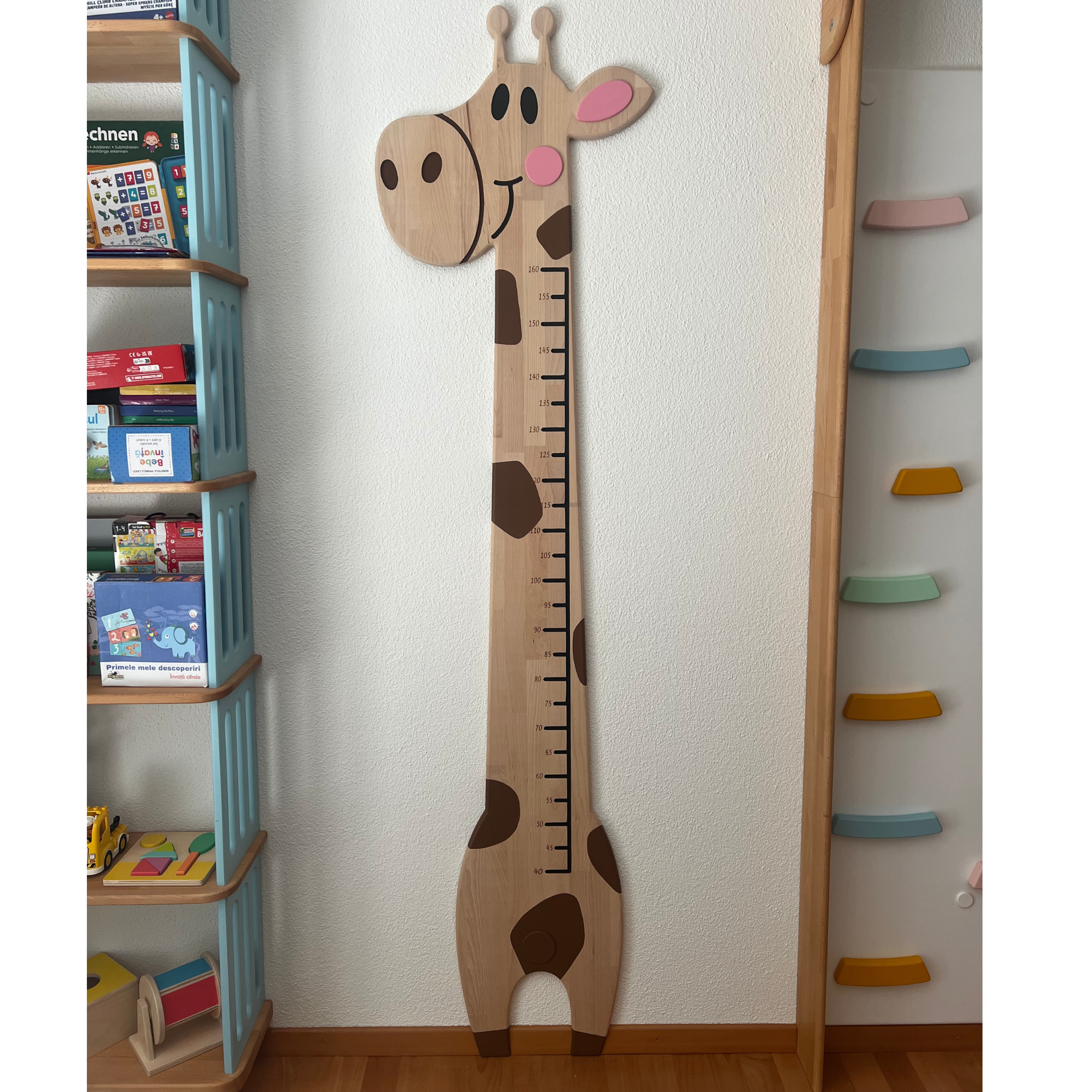 Kids Play Room Giraffe